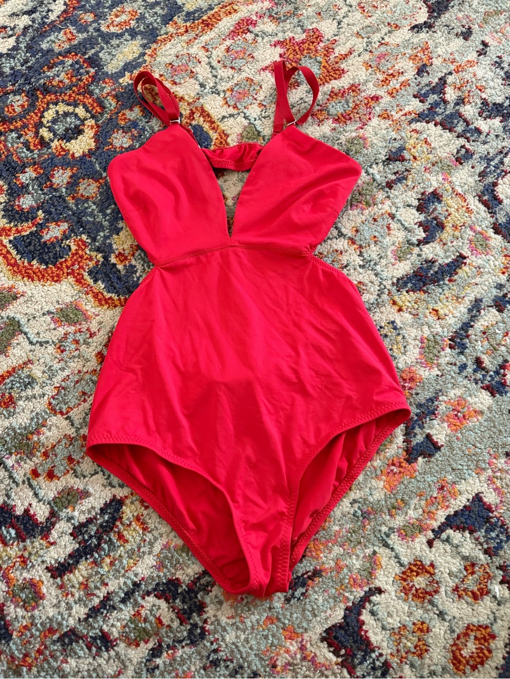 Malia Mills red one piece swim size 6 perfect condition smoke pet free